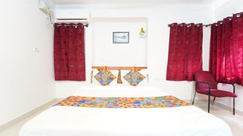 Vyalikaval HBCS Layout Hotel | Mann Pasand Inn Feel the Luxury