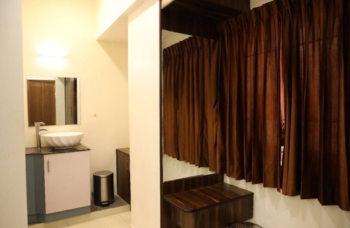 Madurai Hotel | Manopriya Residency by Azalea