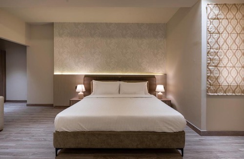 Mahadevapura Hotel | Mansions by HomeSlice