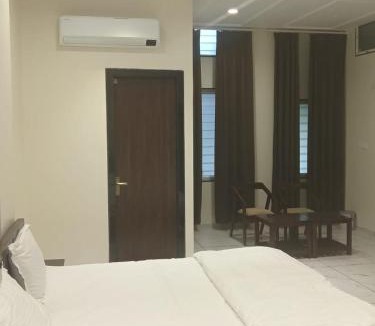 Dhariyawad Hotel | Mantara Hotel Dhariyawad