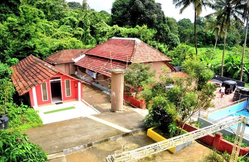 Virarajendrapet Hotel | Manthan Homestay