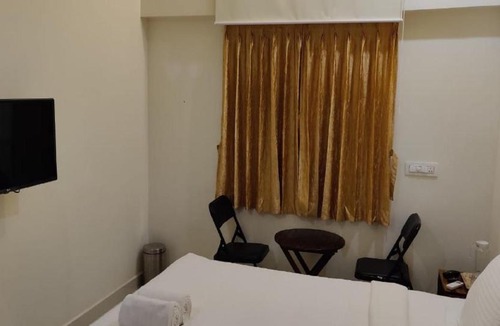 Madurai Bed & Breakfast | Maple Stay
