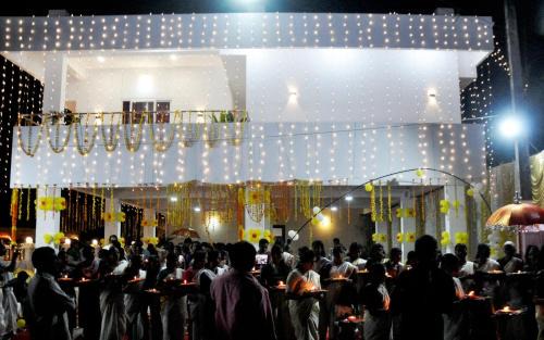 Kanichukulangara Hotel | Marari A R Residency