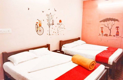 Kuzhuppilly Hotel | Mare blu Resort