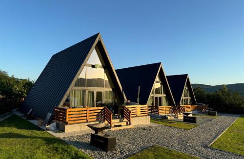 Pausesti-Maglasi Ski Chalet | Mareva House Căsuțe A frame Chalet