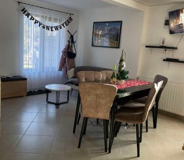 Izvoare House | Margaréta kulcsosház