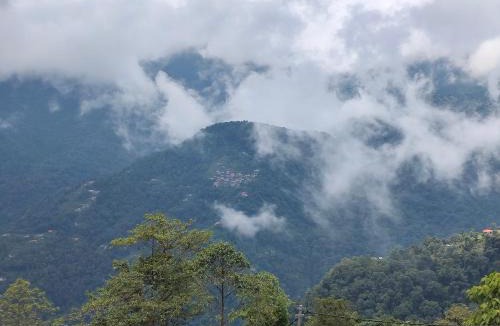 Rishop House | Margaret's Himalayan Nest