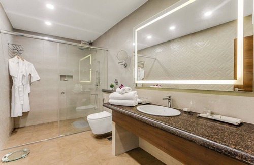 Betalbatim Hotel | Masaka Suites A Unit Of Arbat Hospitality LLP