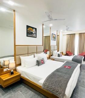 Shri Madhopur Hotel | Mastiff Select Aparajita at 52 Bigha Parking Khatu Shyam