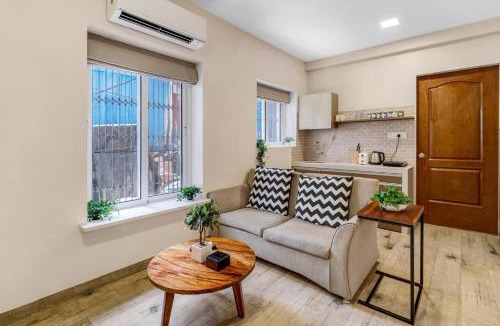 Pali Hill Apartment | Maven Cozy Khar West 1BHK Near Bandra