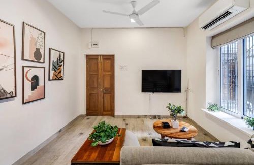 Pali Hill Apartment | Maven Cozy Khar West 1BHK Near Bandra