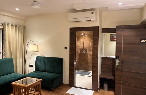 Nagpur Hotel | Median Inn