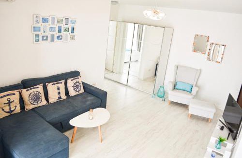 Timisoara Apartment | Mediterranean Style Apartment