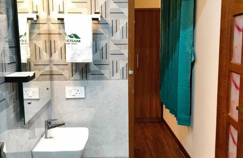 Periyur Hotel | Meenam Homestay