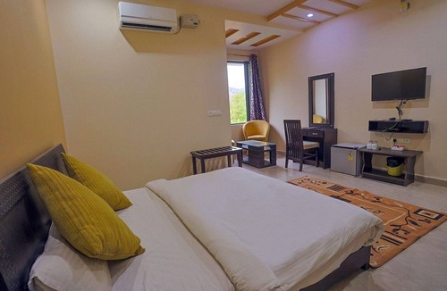Udaipur Resort | Meera Valley Resort