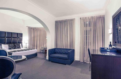 Maitland Hotel | Mercure Maitland Monte Pio