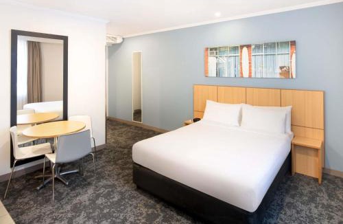 Brookvale Hotel | Mercure Sydney Manly Warringah