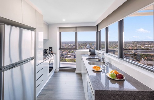 Parramatta Apartment | Meriton Suites Church Street, Parramatta