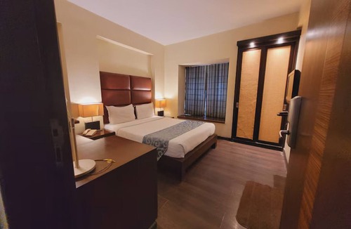 Ballygunge Hotel | Metropole