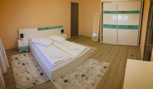Arad Apartment | Milan house