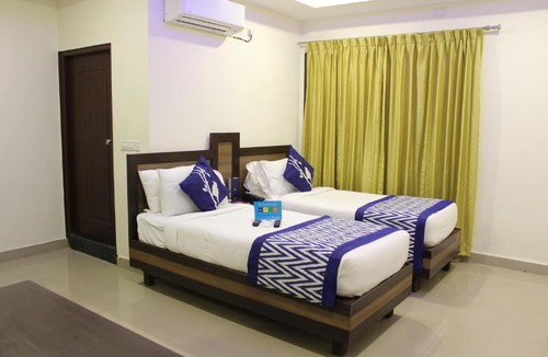 Electronics City Hotel | Millennium Plaza