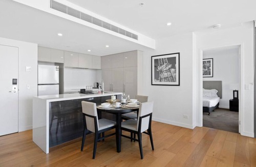 Milton Apartment | Milton apartment-2BR@MT 1905
