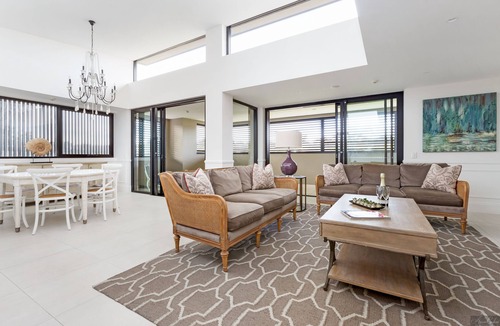Terrey Hills Hotel | Miramare Gardens