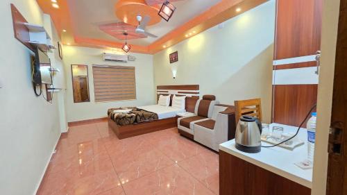 Kattappana Hotel | MIST RESIDENCY