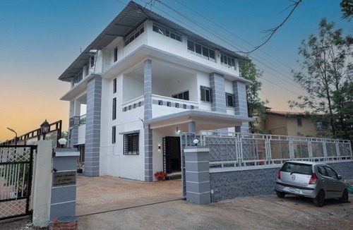 Wai Villa | Misty Mountain by Maheru – 5 bhk Luxury Villa with Scenic Views & Pool