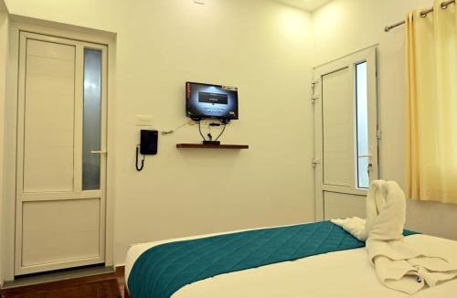 Maraiyur Hotel | Misty Range Resorts , Marayoor