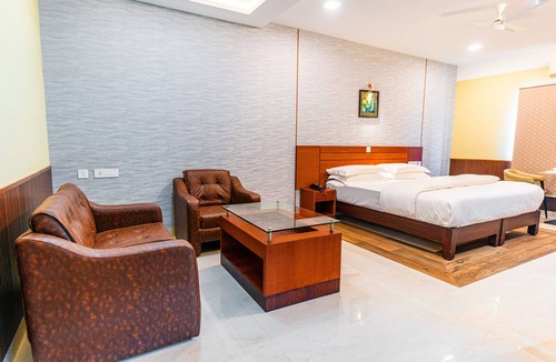 Gundlupet Hotel | Misty Rock Hotel