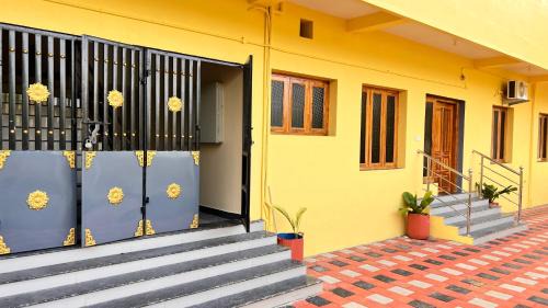 Courtallam Hotel | MM Garden
