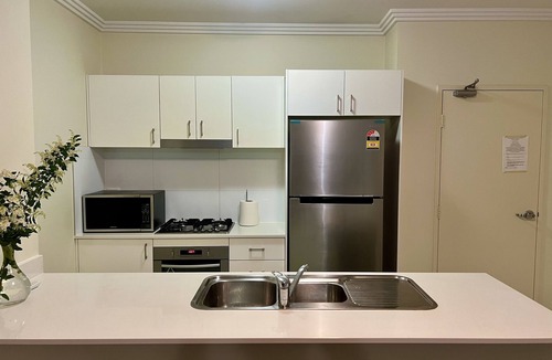 Westmead Apartment | Modern two bedroom apartment next to Westmead hospital.