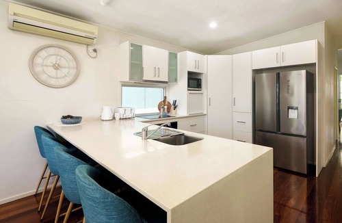 Moffat Beach House | Moffat Beach Magic, Family and Dog Friendly Oasis