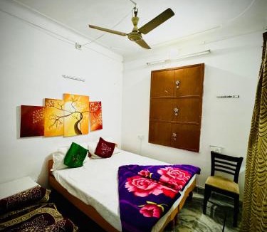 Udaipur City Centre Hostel | Mohan Villa Guest House
