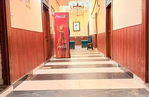 Vrindavan House | Mohit guest in vrindavan