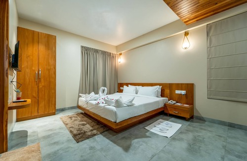 Hadapsar Hotel | Moistin Hotel