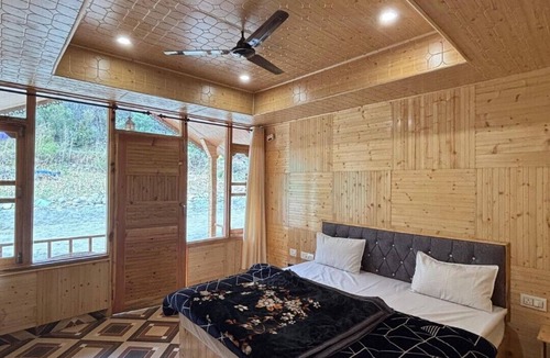 Kasol Cottage | Moksha Cafe & Cottages: Your peaceful escape with stunning Kasol views!" 3