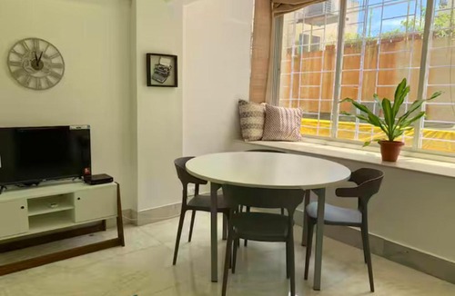 Bandra West Apartment | Mon Desire 1, Perry Cross Rd, Bandra West by Connekt Homes