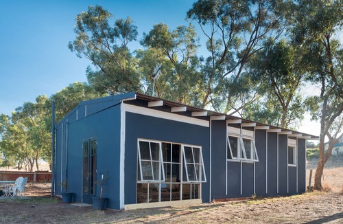 Coragulac Cottage | Monash Cottage - Pet Friendly Accommodation