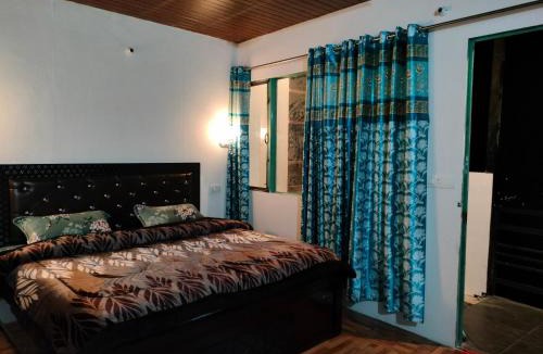 Ukhimath House | Moon Homestay Tungnath