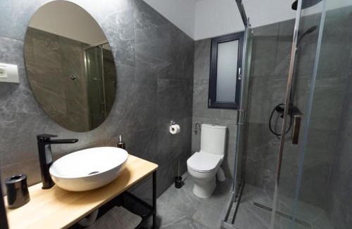 Garbau Villa | Moon House