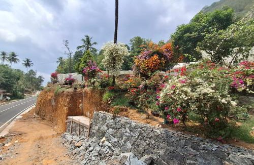 Kedavur House | Moon moon Garden