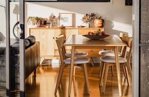 Beaumaris Apartment | Moonbird Beach Shack ~ Ocean Escape