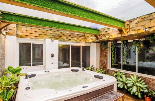 Kune N.m. Villa | Moonstone Meadows Suite By Alaya Stays