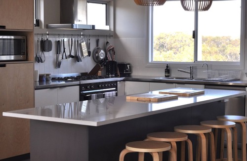 Guilderton House | Moore River Retreat Fabulous views of the Moore River and bushland!