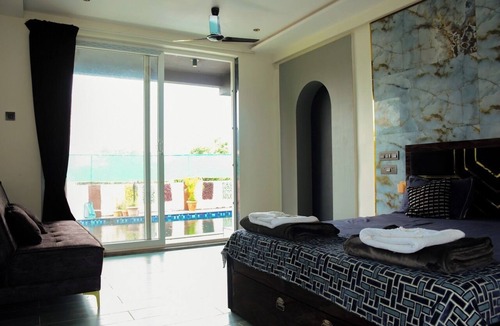 Khodala Villa | Moose Tracks, Igatpuri By Ebony Stays – Luxury 6BHK Private Pool Villa