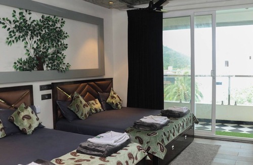 Khodala Villa | Moose Tracks, Igatpuri By Ebony Stays – Luxury 6BHK Private Pool Villa