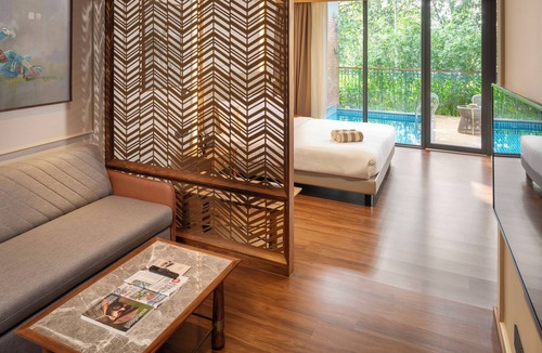 Krishnagiri Hotel | Morickap Lord's 83, Trademark Collection by Wyndham