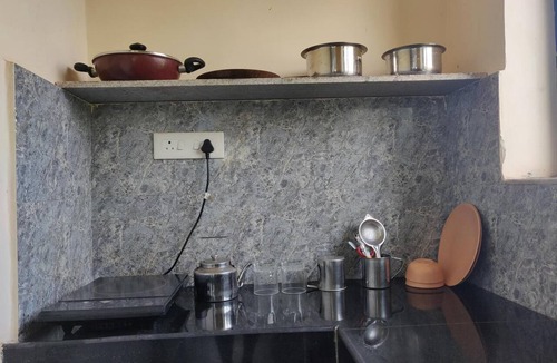 Morjim Apartment | Morjim Sunset Hotel - 300 Meter to Morjim Beach with Pool & Kitchen Apartments